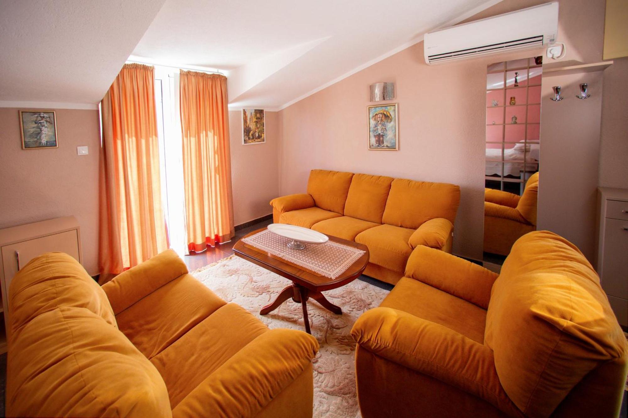 Villa Shu Krimovica Екстериор снимка