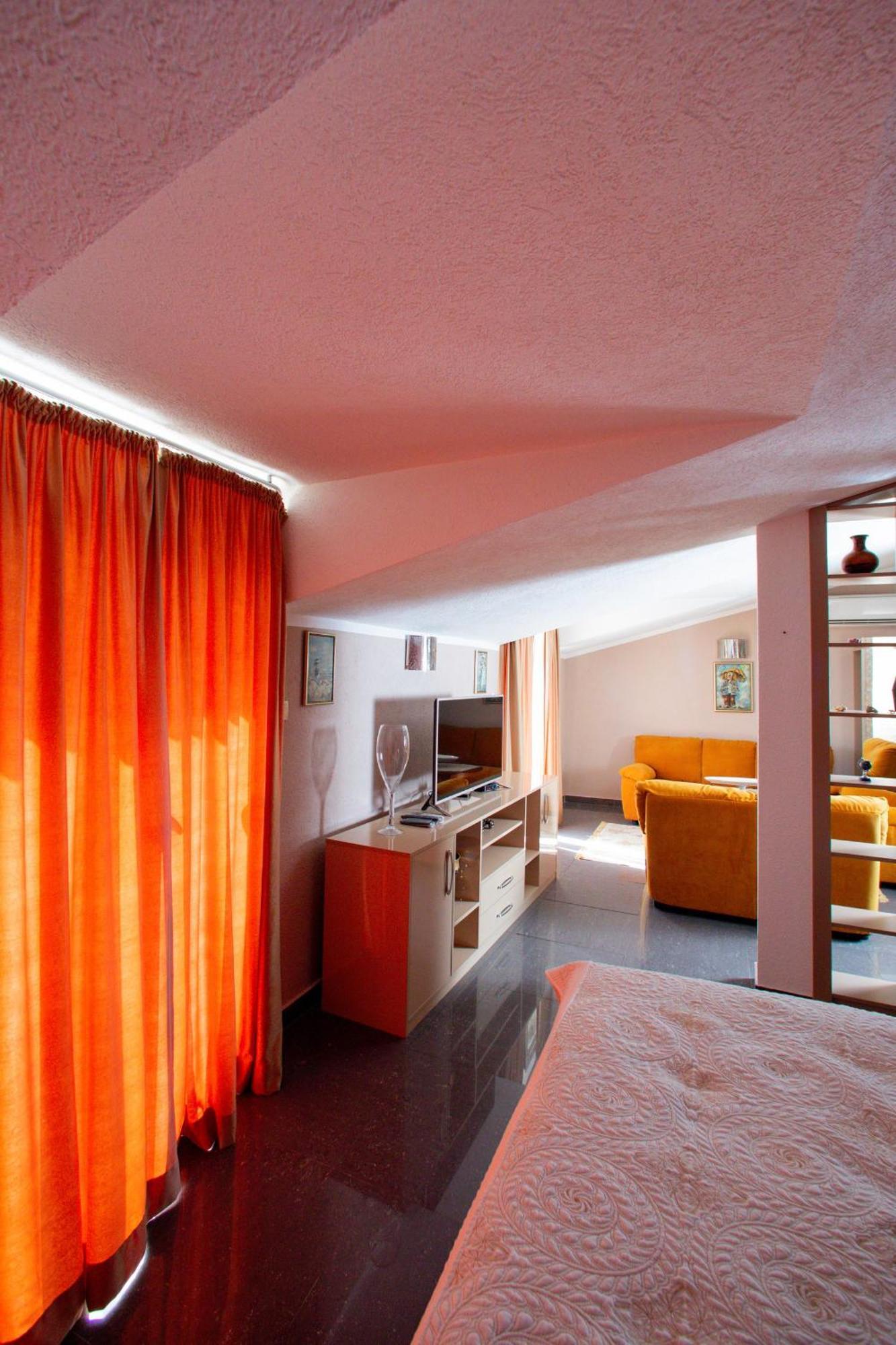 Villa Shu Krimovica Екстериор снимка